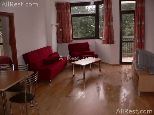Flora Apartment 2